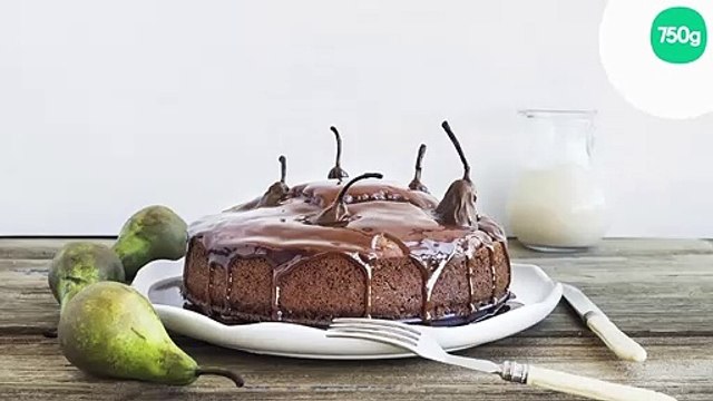 Gâteau au chocolat et poires