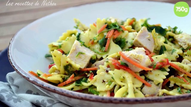 Salade de pâtes au poulet, vinaigrette moutarde et curry