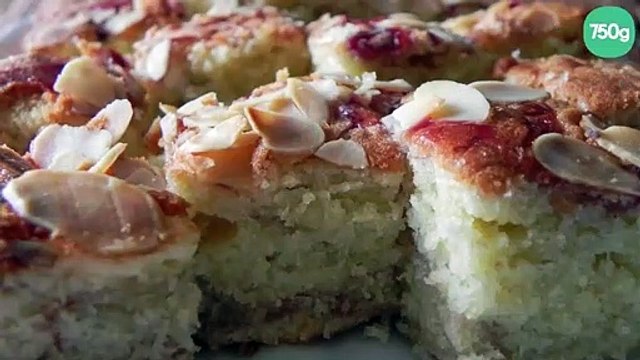 Moelleux aux amandes et au coulis de framboise