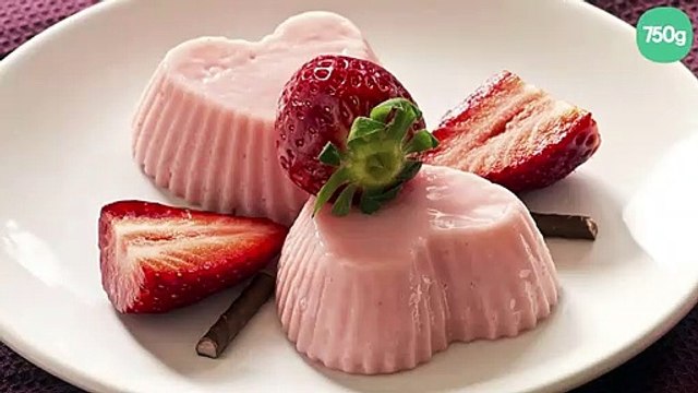 Cœurs de panna cotta à la fraise
