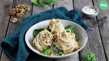 Download Video: Linguine aux pousses d'épinards et sauce aux noix