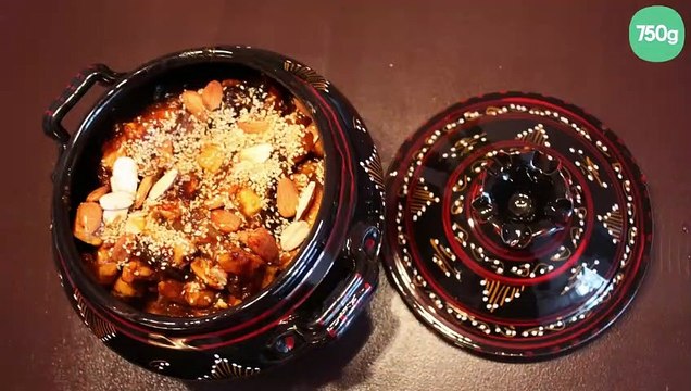 Tajine de poulet aux abricots, pruneaux et amandes