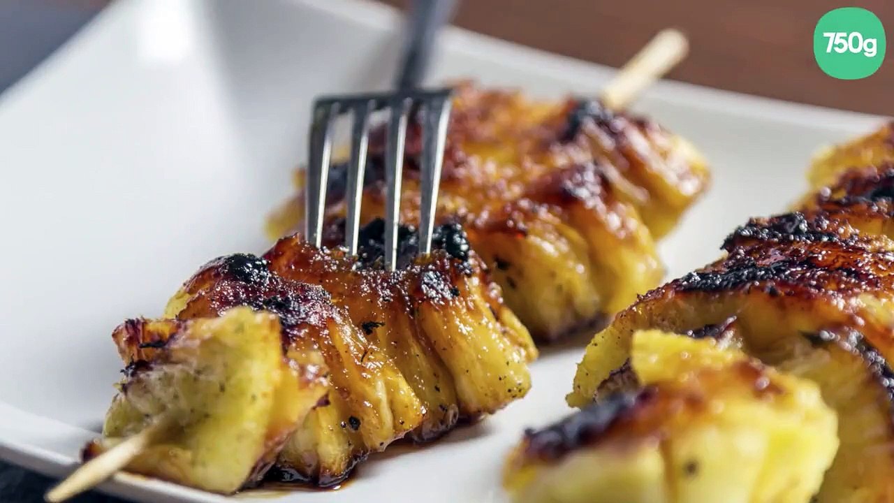 Brochettes d'ananas rôties
