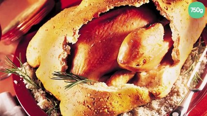Poulet au romarin en pâte à sel