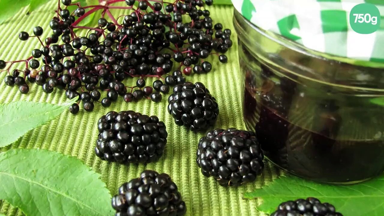 Confiture de mûres et de sureau