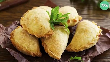 Chaussons aux olives et au chorizo