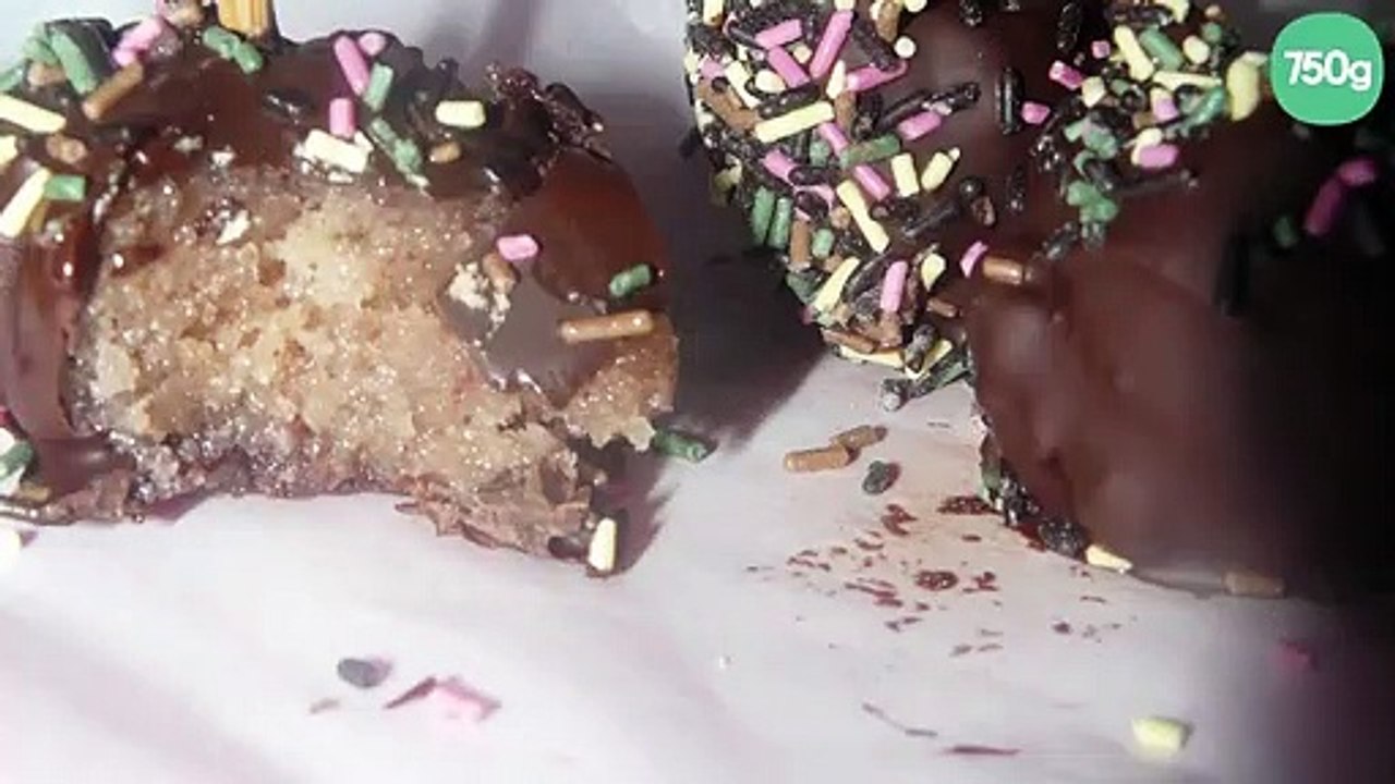 Cake pops de quatre-quarts au Nutella