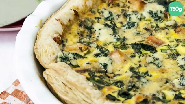 Tarte au saumon, à l'oseille et au bleu d'Auvergne