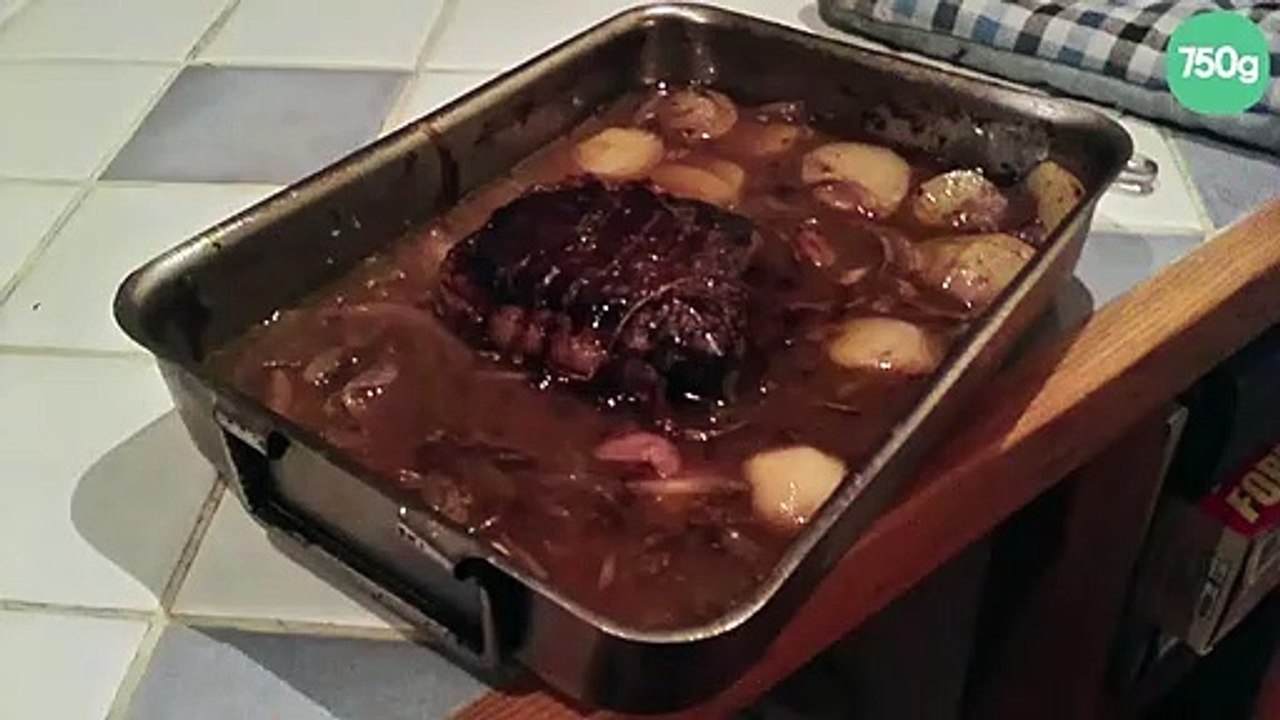 Rôti bœuf aux oignons