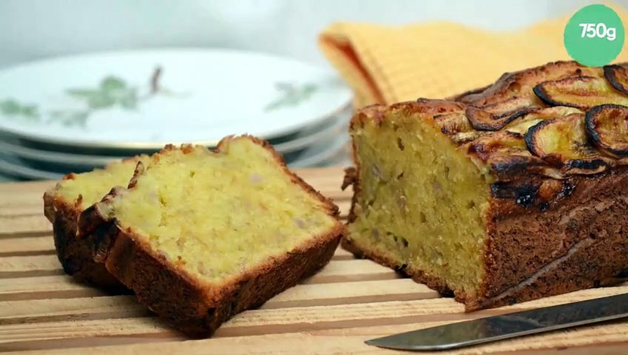 Cake à la banane et jus de citron