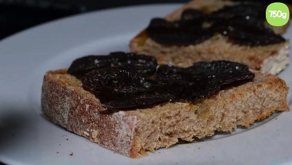 Tartine à la truffe et son pain de campagne