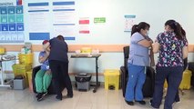 Estudio sobre vacunación en Chile arroja 56,5% de efectividad para prevenir contagios de covid