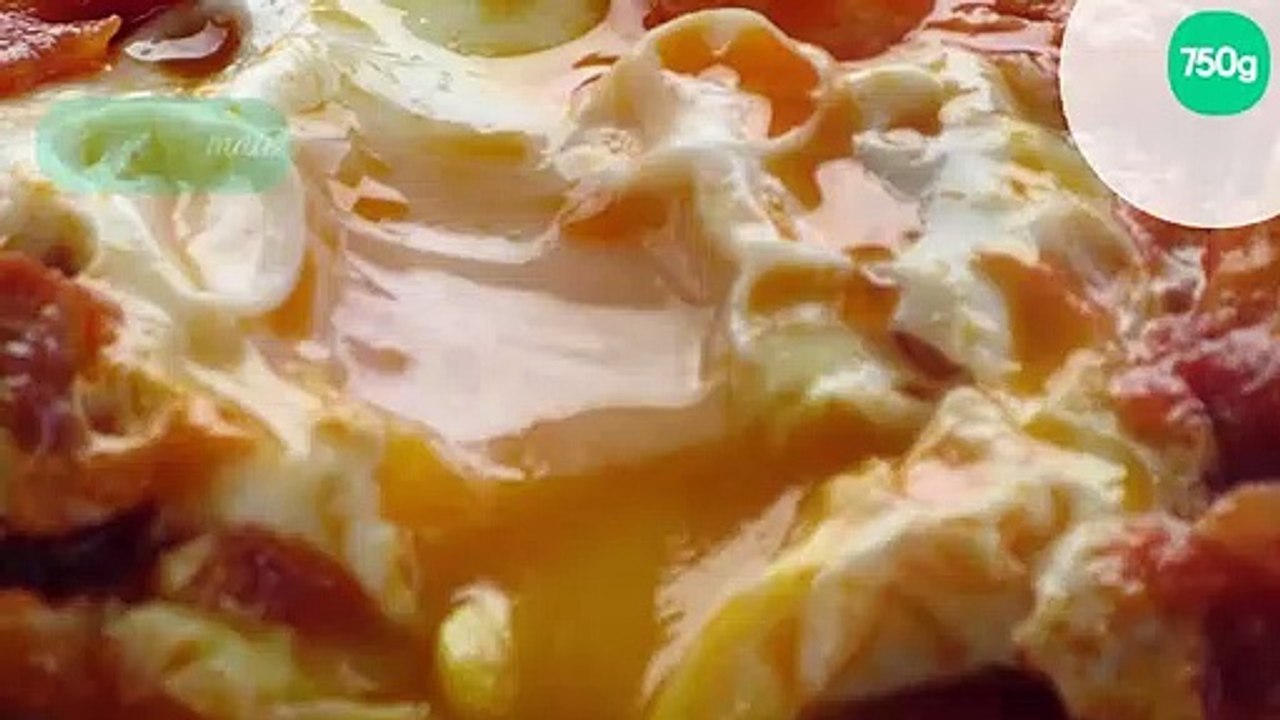 Shakshuka ou œufs pochés à la sauce tomate