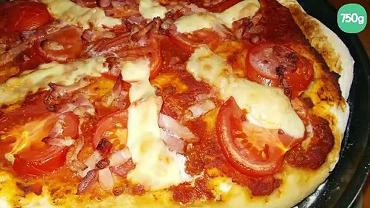 Pizza tomates lardons au companion