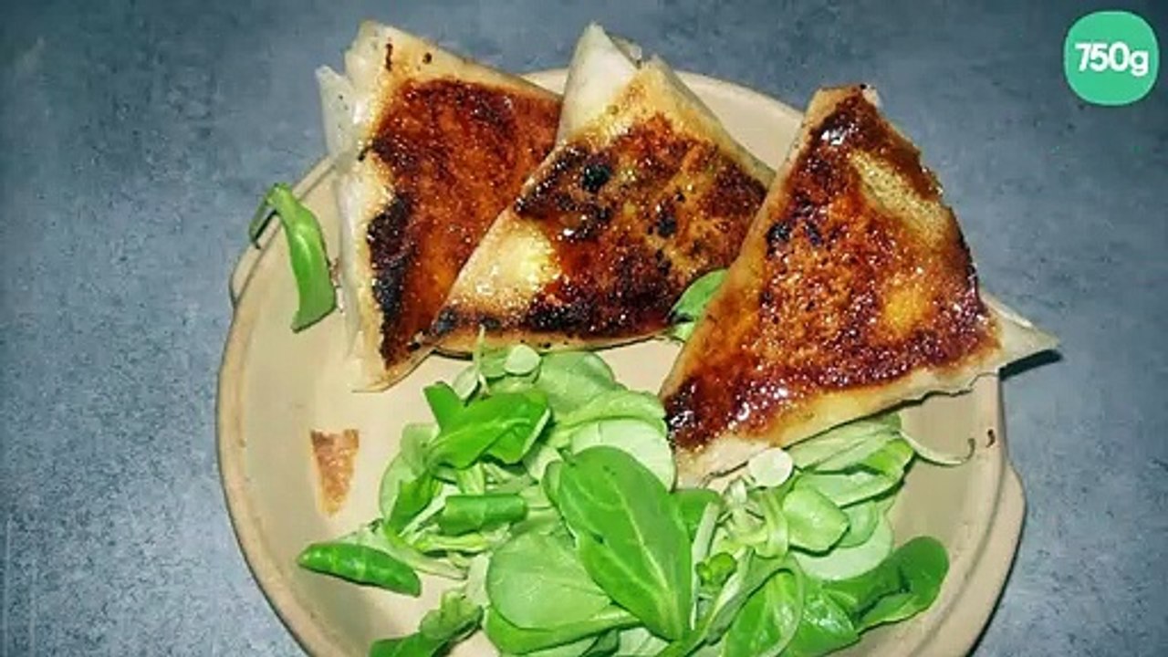 Petit bricks aux fromages et miel