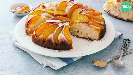 Le gâteau renversé, pêche et polenta