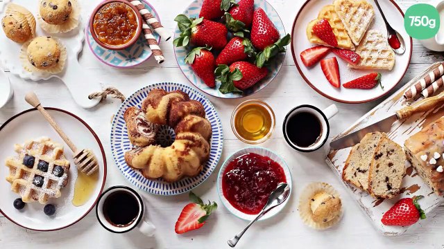 Petits gateaux moelleux aux fruits rouges