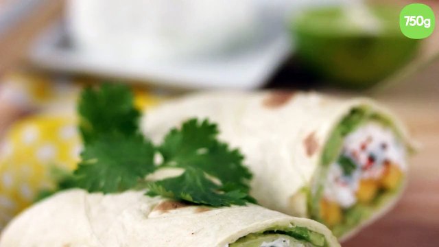 Wraps de fromage de chèvre frais, mangue et avocat