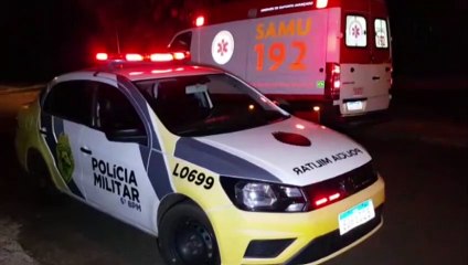 Télécharger la video: Mulher sofre crise convulsiva e desmaia na Vila Tolentino; Samu e Polícia Militar foram acionados