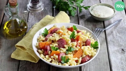 Coquillettes 3 minuti au potiron, saucisses et parmesan