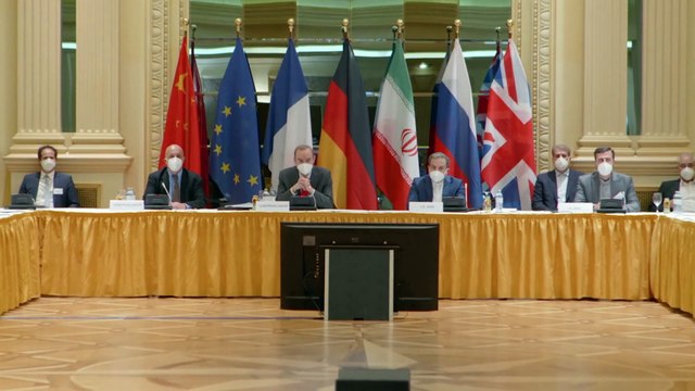 Accordo sul nucleare iraniano: primi piccoli passi in avanti, Usa e Iran si annusano a distanza