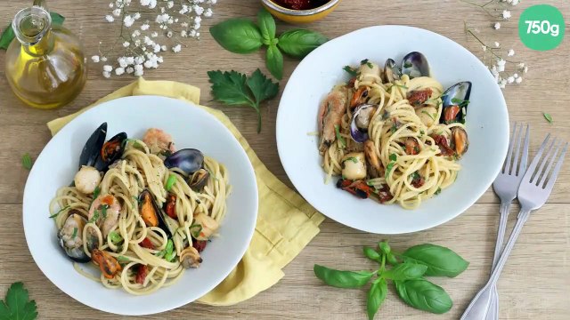 Spaghetti aux fruits de mer et sauce à l'anchoïade