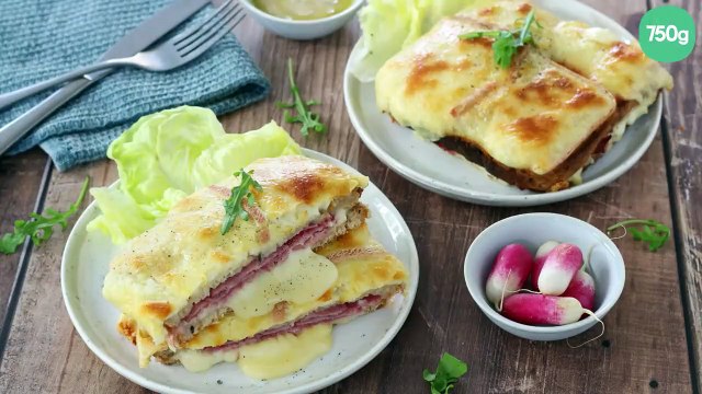 Croque-monsieur au fromage à raclette