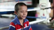 Tata, el boxeador tailandés que con 9 años mantiene a toda su familia