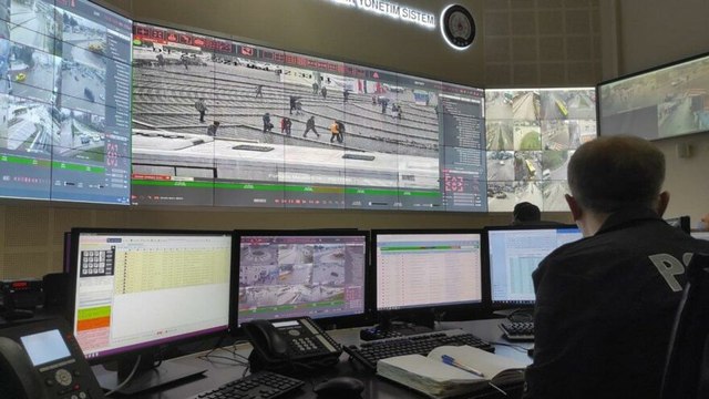 Vatandaşa MOBESE’den maske cezası