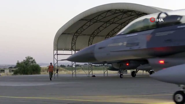 MSB: 'Irak kuzeyi Metina bölgesinde keşif ve gözetleme vasıtalarıyla tespit edilen 5 PKK'lı terörist, Hava Kuvvetlerimizin başarılı hava harekâtı ile etkisiz hâle getirildi.'