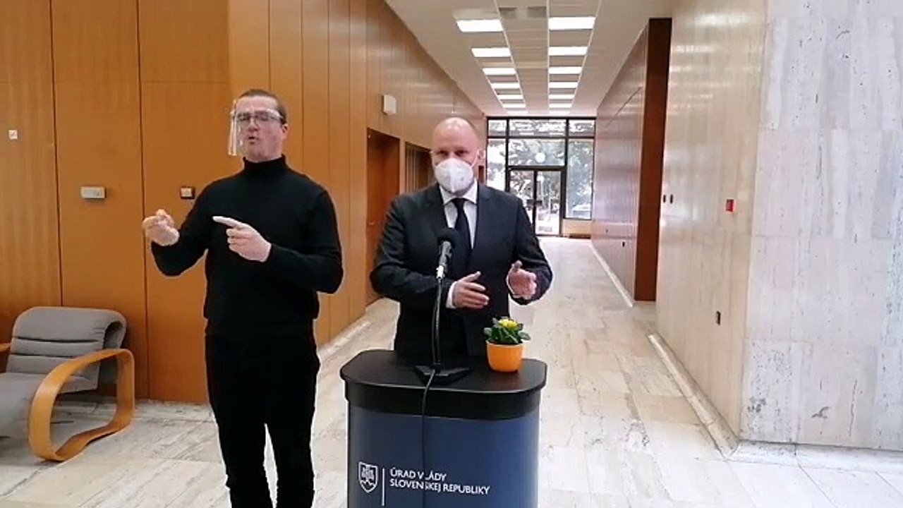 ZÁZNAM: Brífing ministra obrany J. Naďa