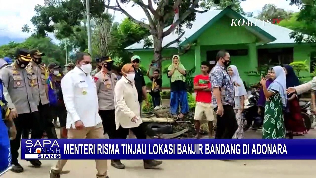 Mensos Risma Tinjau Lokasi Banjir Bandang di Adonara NTT