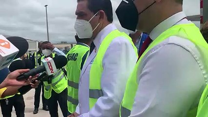El gobierno pagó 390,000 dólares por 91,200 vacunas