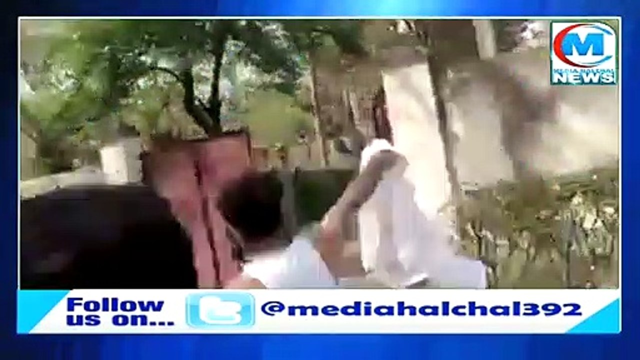 भाजपा विधायक को पुलिस कप्तान ने पीटा और कपड़े फाड़े! वायरल हो रहा है वीडियो