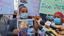 Piden un juicio justo a policías acusados muerte pareja esposos