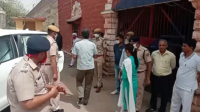 video जिला जेल पहुंचा प्रशासन, किया आकस्मिक निरीक्षण