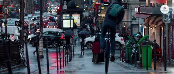 Bajo las estrellas de París - Tráiler oficial español