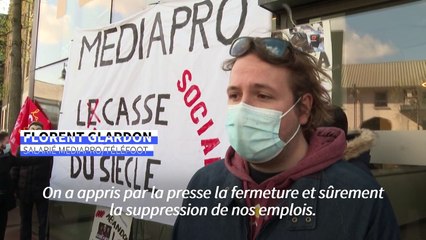 Les salariés de Téléfoot manifestent contre les conditions de leur licenciement