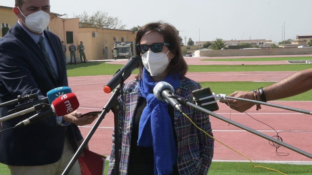 Margarita Robles dice que habrá 70.000 militares vacunados contra covid al final de semana