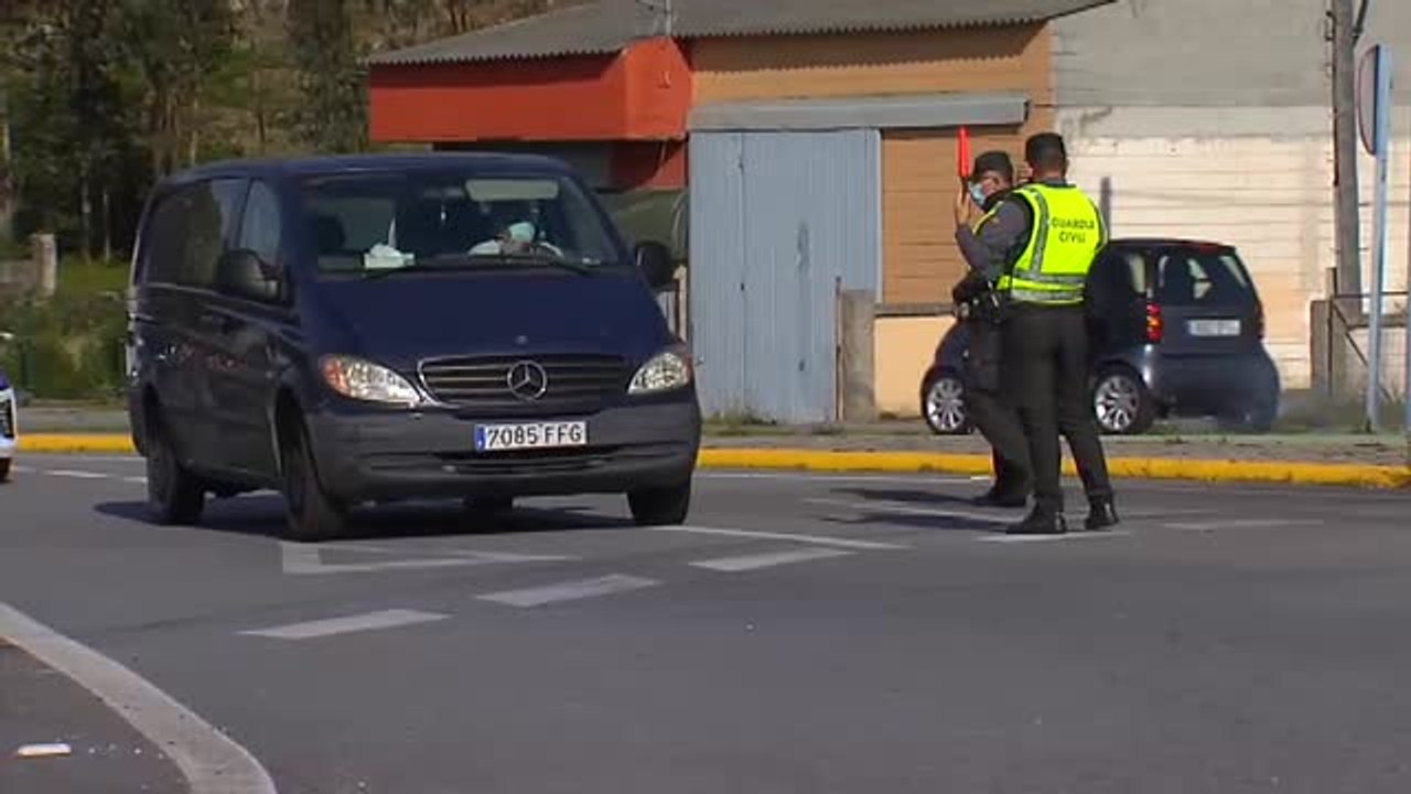 Las comunidades mantienen o endurecen las restricciones vigentes