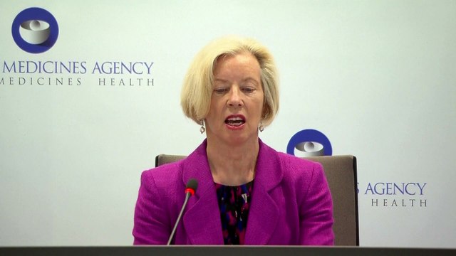 AstraZeneca действительно вызывает тромбозы, но в очень редких случаях — EMA