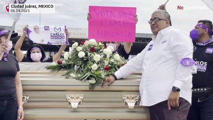 شاهد: مرشح مكسيكي يبدأ حملته الانتخابية من داخل "نعش كورونا"