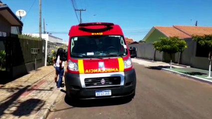 Trabalhador fica ferido ao cair de caminhão no Bairro Guarujá