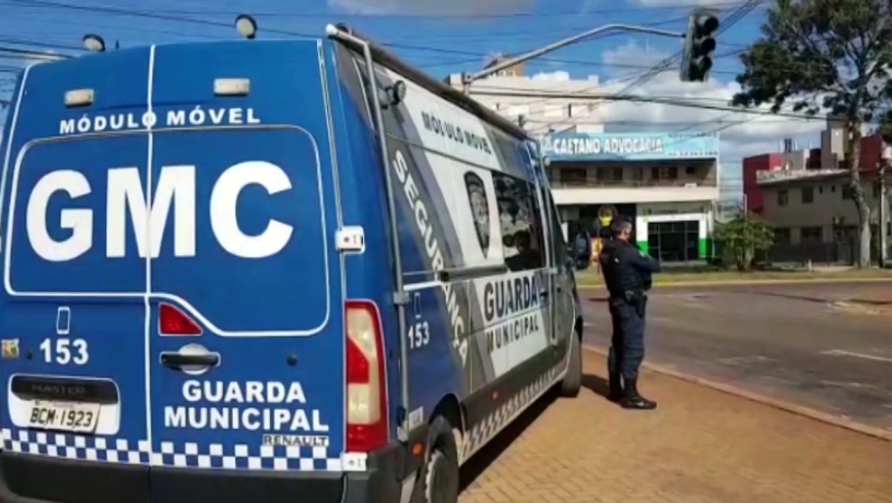 Pontos conhecidos pelo tráfico de drogas recebe...