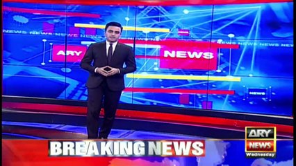 شہری نے مفتاح اسماعیل کے منہ پر ان کے لیڈر کو چور کہہ دیا