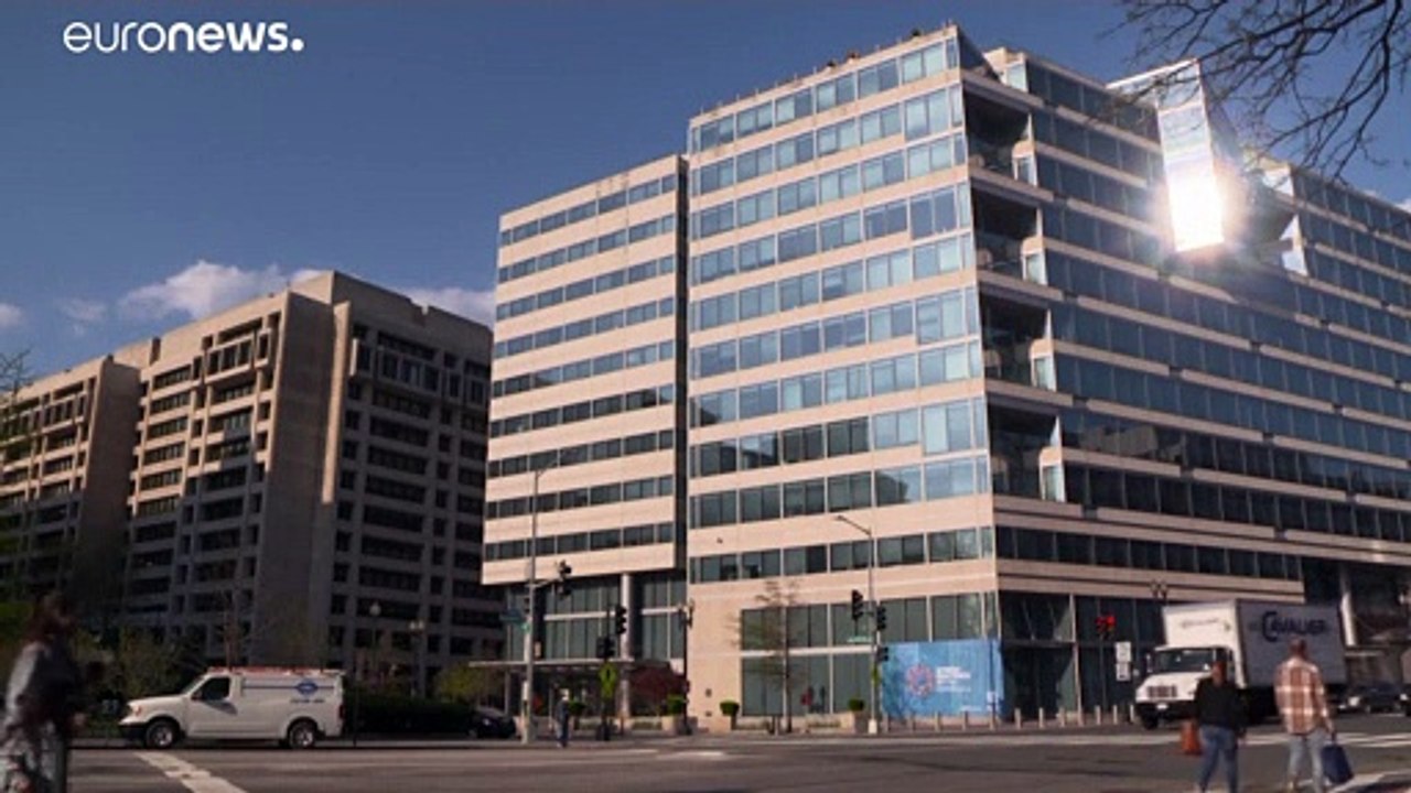 FMI: Tassa di solidarietà e vaccini per uscire dalla crisi