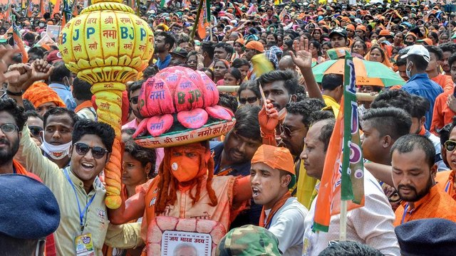 Why coronavirus does not invades political rallies?