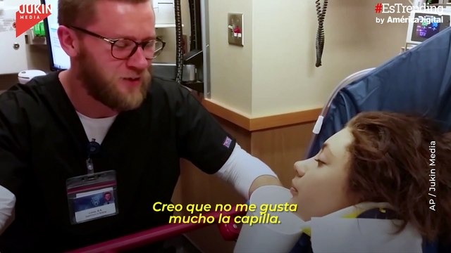 “Nos vamos a casar”: joven anestesiada le declara su amor a un enfermero