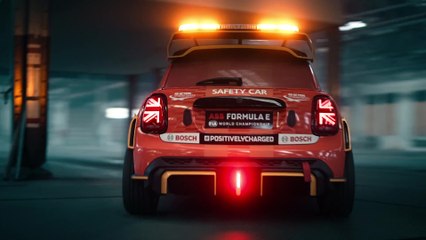 MINI Electric Pacesetter – Safetycar of the Formula E Trailer