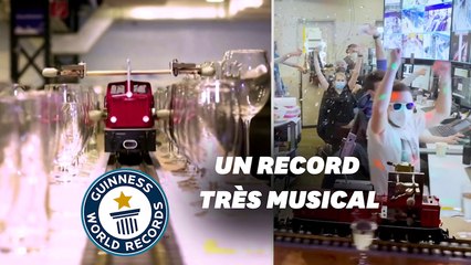 Ce petit train entre au livre des records en jouant du Beethoven
